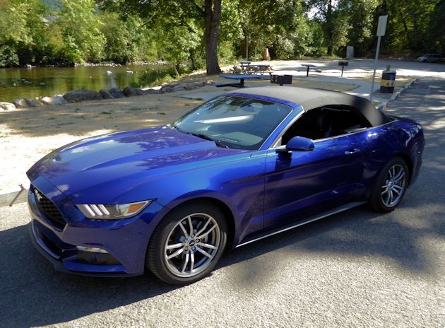 2015 Ford Mustang front q