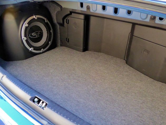 2015 Mitsubishi Lancer EVO trunk