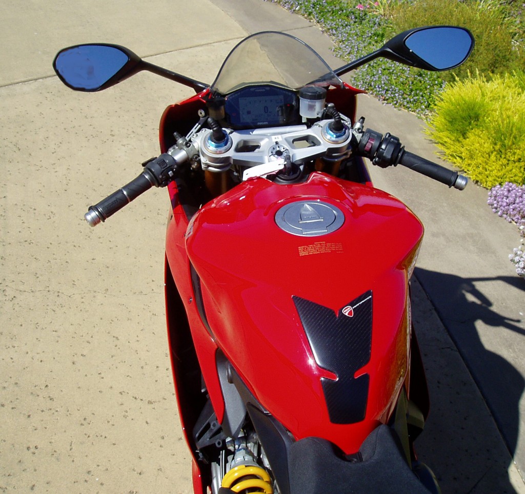 2012 Ducati 1199 S Panigale- Fuel tank/Steering