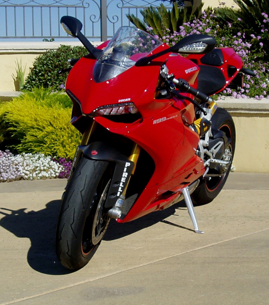 2012 Ducati 1199 S Panigale - front view