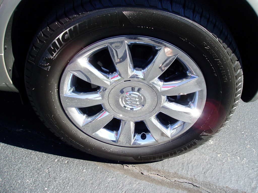 2013 Buick Enclave - Wheels