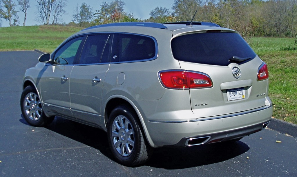2013 Buick Enclave (Side View)