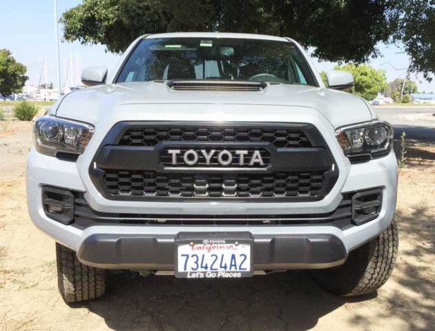 Toyota-Tacoma-TRD-Pro-Nose