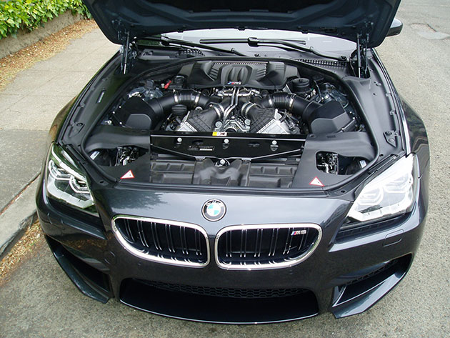 BMW M6 Engine