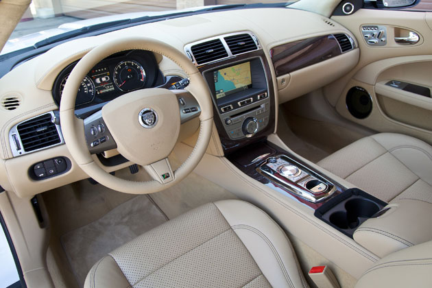 2012 Jaguar XKR - Interior