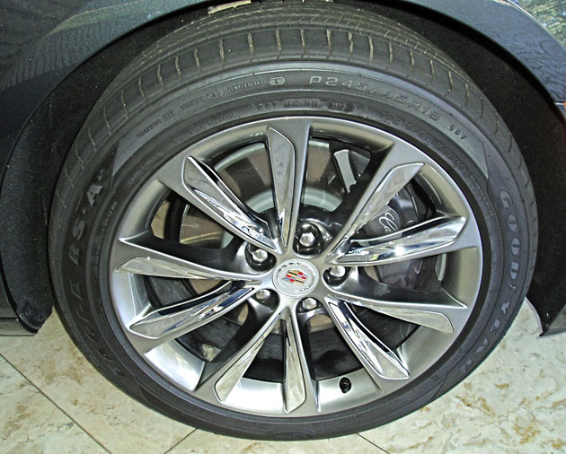 2013 Cadillac XTS - Wheels