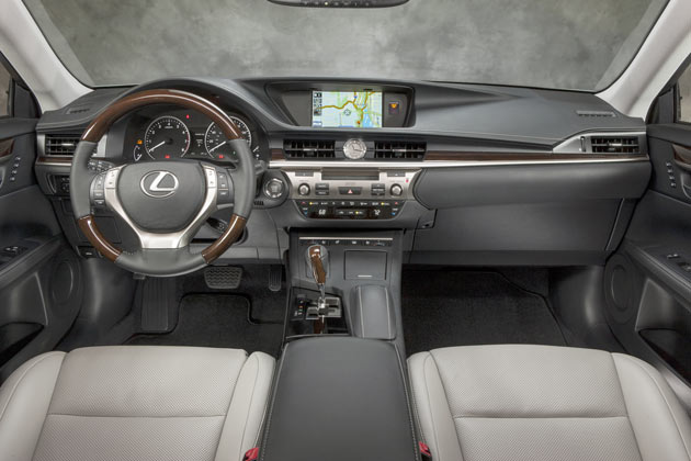 2013 Lexus ES - Interior