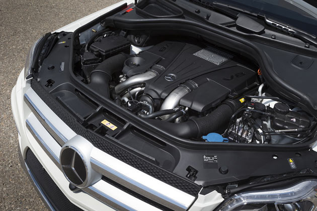 2013-Mercedes-Benz GL - Engine