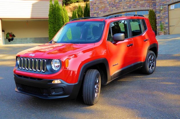 2015 Jeep Renegade front q