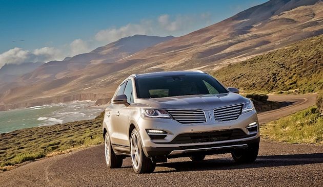 2015 Lincoln MKC front 2