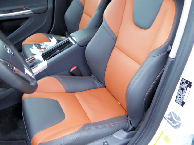 2016 Volvo V60 front seat