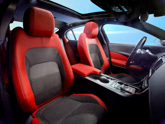 2017 Jaguar XE interior
