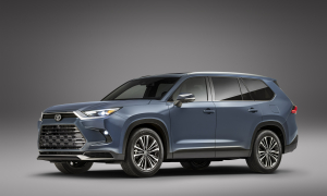 2024 Toyota Grand Highlander Rolls Out in Chicago