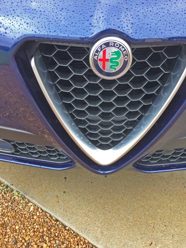 Alfa-Romeo-Stelvio-Sport-Grl