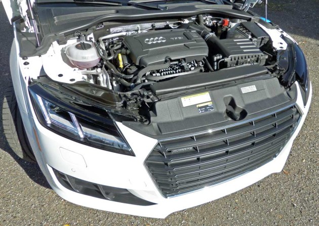 Audi-TT-Rdstr-Eng