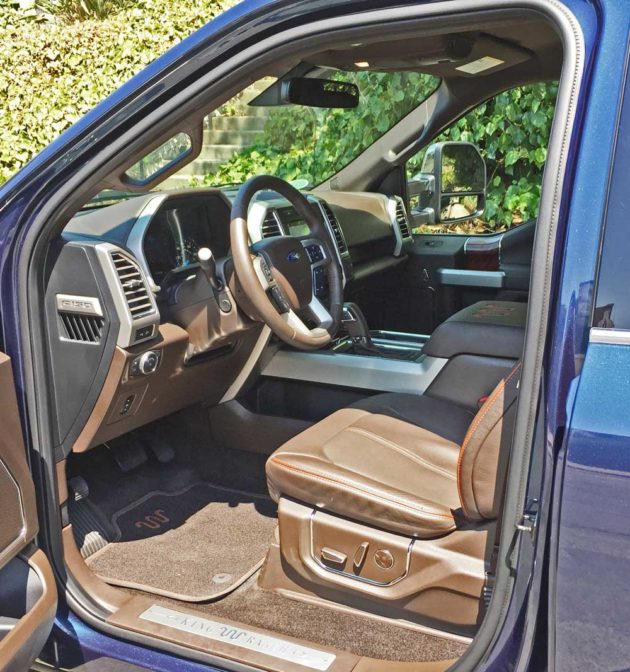 Ford-F-150-King-Ranch-Int