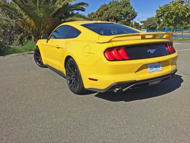 Ford-Mustang-EcoBoost-Cpe-LSR