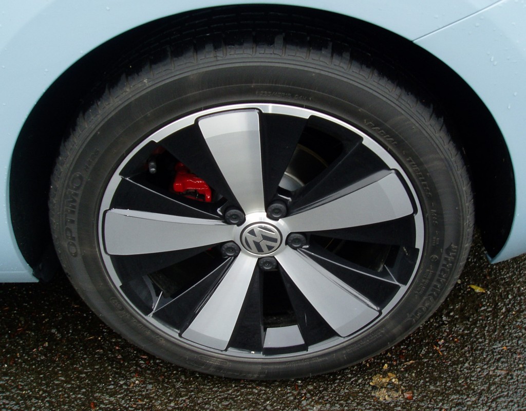  2013 Volkswagen Beetle Convertible - Wheels