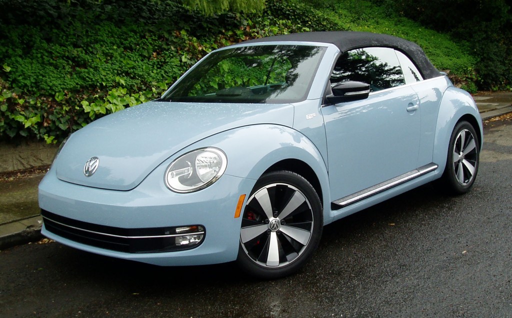  2013 Volkswagen Beetle Convertible - Side view
