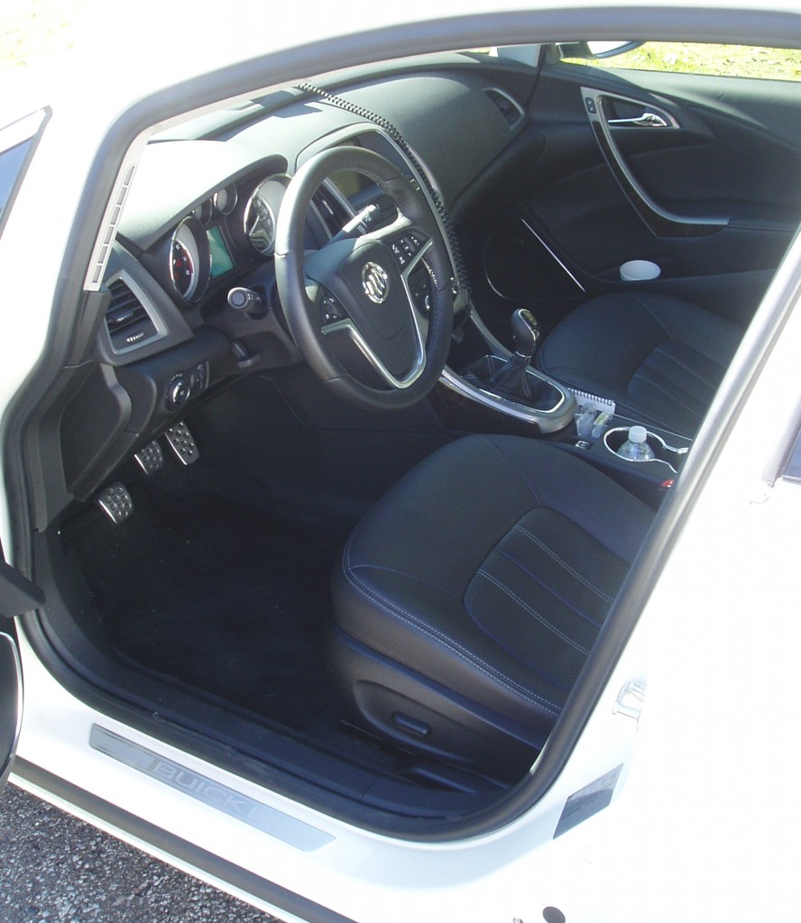 2013 Buick Verano Turbo - Interior