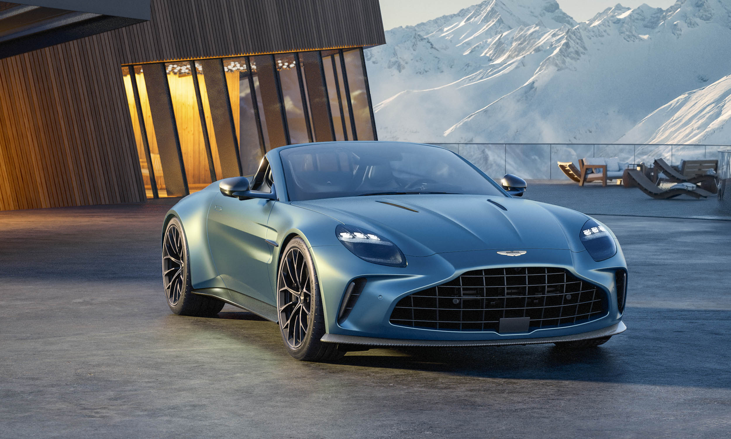 © Aston Martin